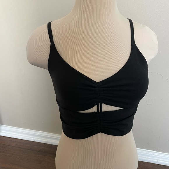 Athleta Crop tank top - Picture 2 of 4